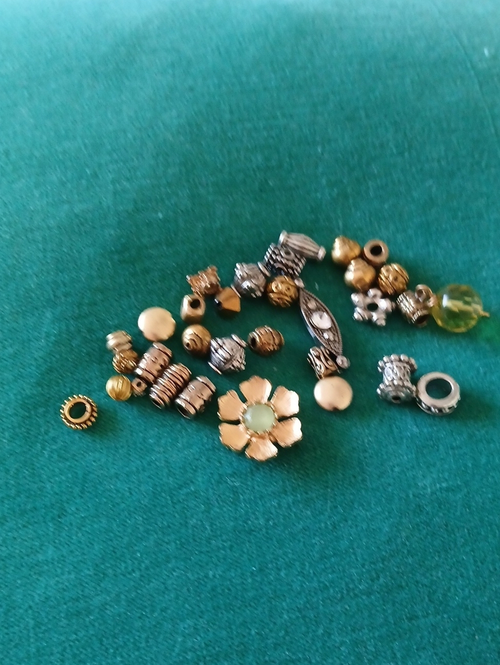 31 Mixed Metal Flower Charm and Bead Set - Gold and Silver